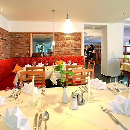 Goldenes Kreuz تانهايم